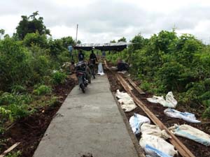  Bangunan Jalan Desa Binangun Jaya Tinggal 82 Meter